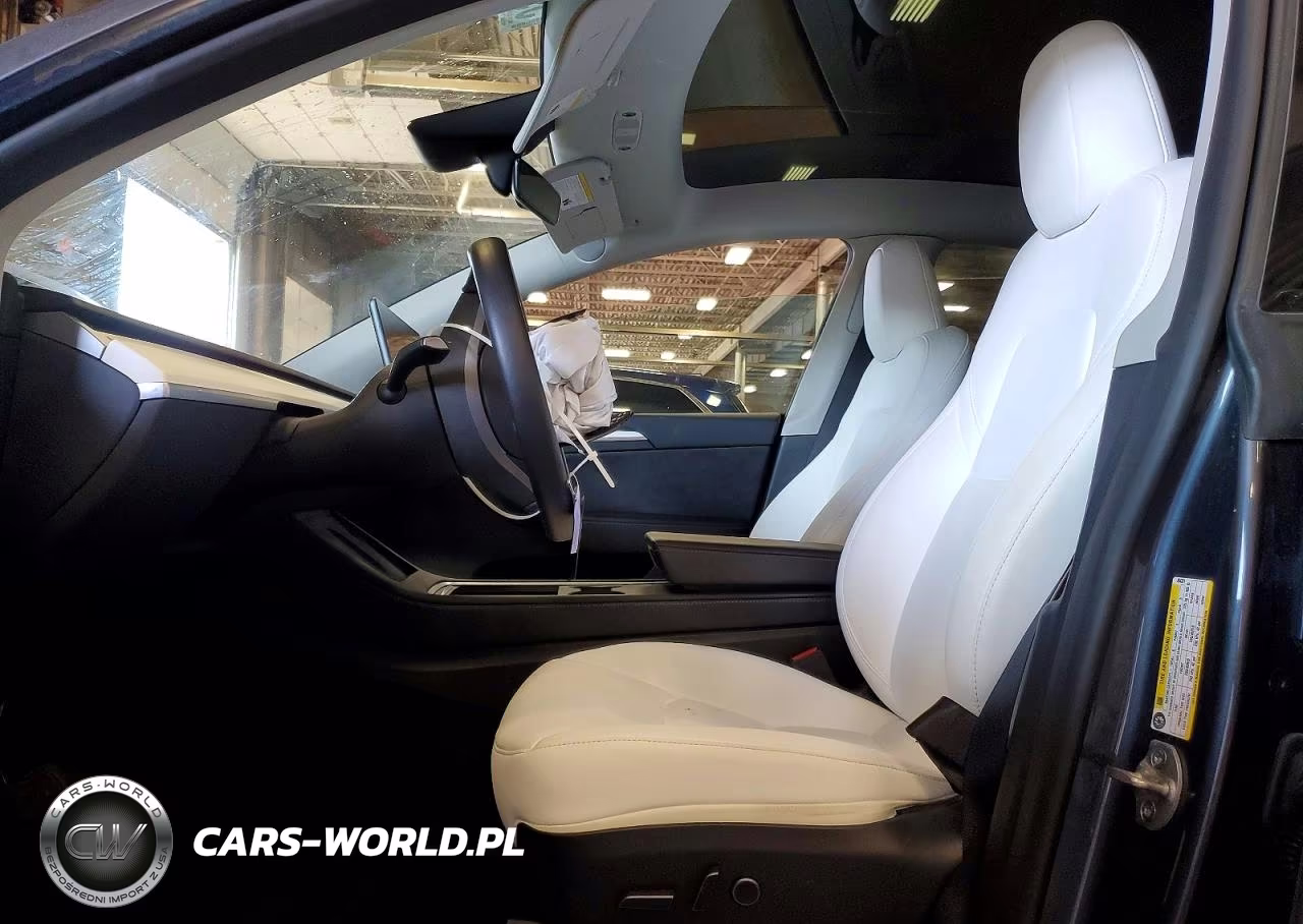 2023 Tesla Model Y VIN:7SAYGDEE7PF894331 - 7