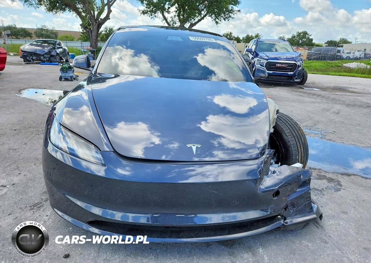 2024 Tesla Model 3 VIN:5YJ3E1EA4RF740963 - 5