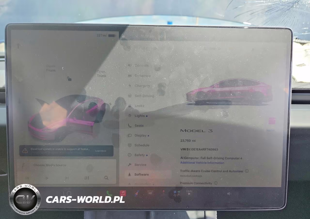 2024 Tesla Model 3 VIN:5YJ3E1EA4RF740963 - 9