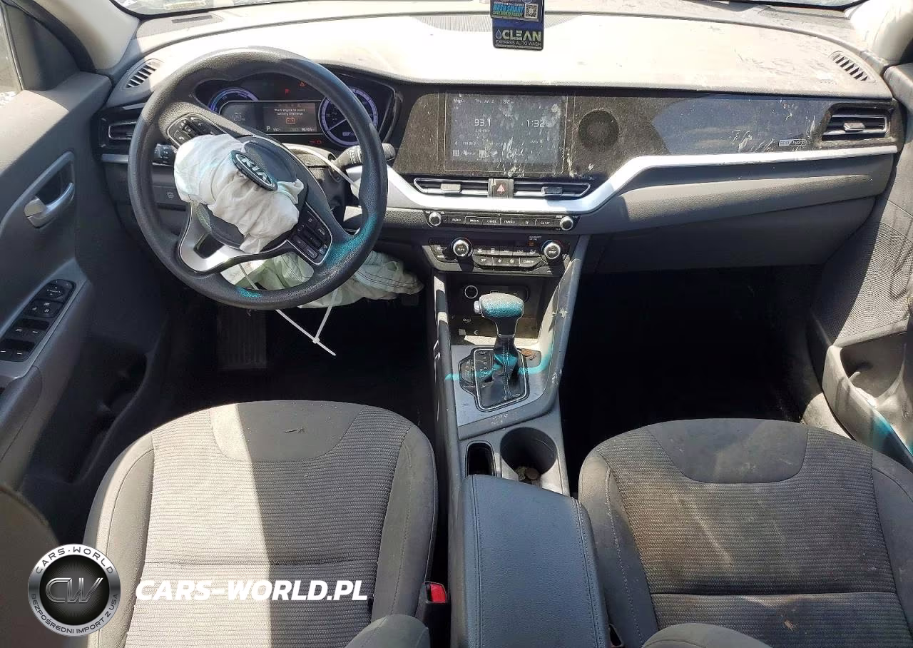 2020 Kia Niro Lx VIN:KNDCB3LC6L5451617 - 8