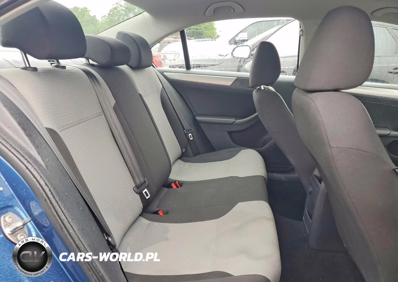 2017 Volkswagen Jetta S VIN:3VW2B7AJ8HM331403 - 10