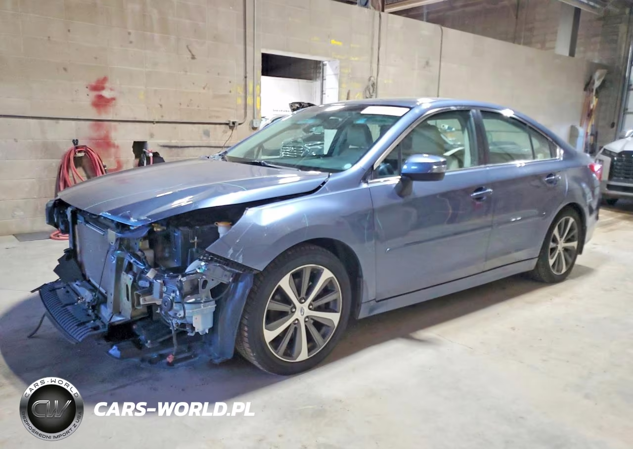 2015 Subaru Legacy 3.6R Limited – zdjęcie 1 z 13
