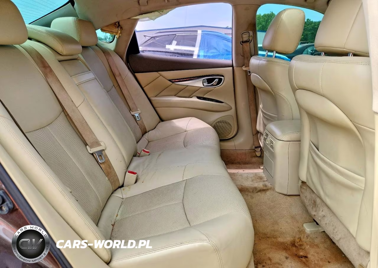 2015 Infiniti Q70 3.7 VIN:JN1BY1AP3FM540577 - 10