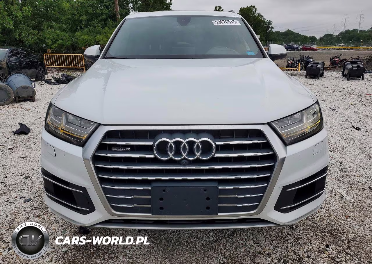 2017 Audi Q7 Prestige VIN:WA1VAAF77HD039907 - 5
