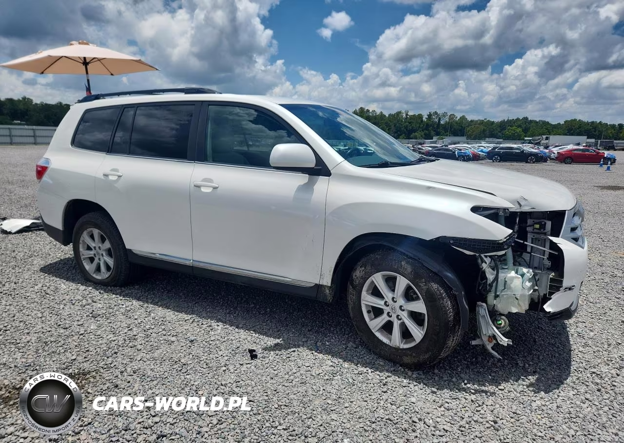 2013 Toyota Highlander Plus VIN:5TDZA3EHXDS037757 - 4