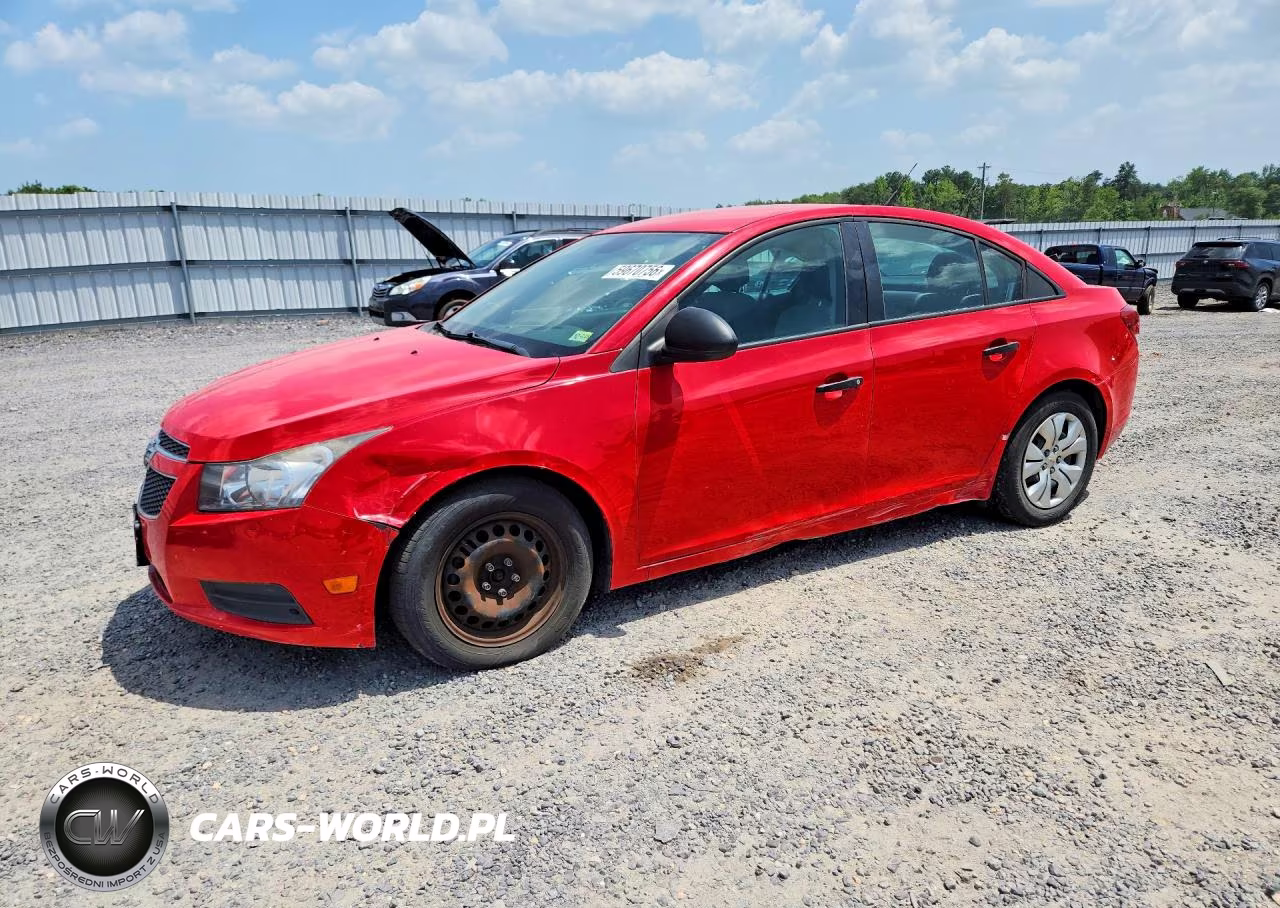 2014 Chevrolet Cruze Ls – zdjęcie 1 z 12