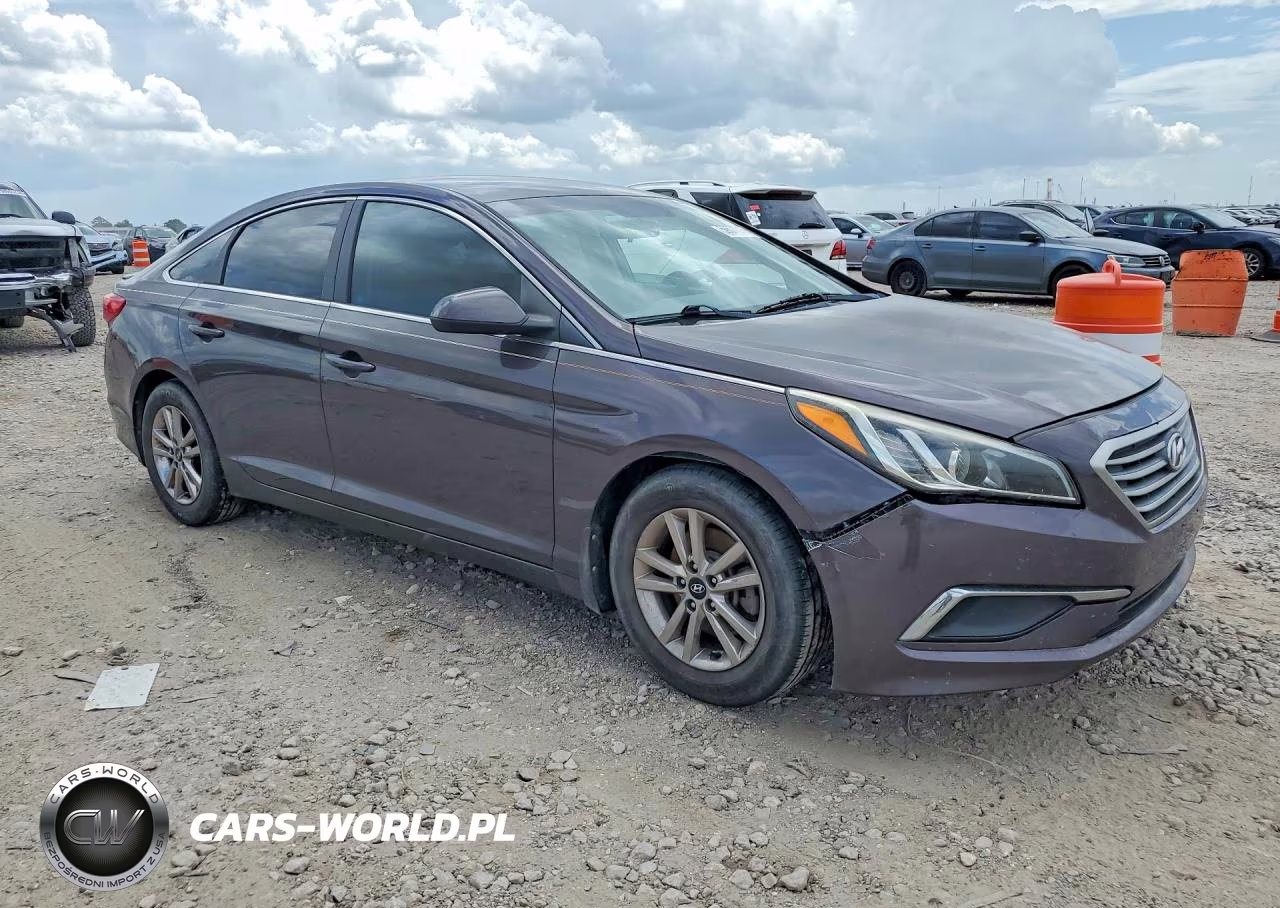 2017 Hyundai Sonata Se VIN:5NPE24AF2HH592655 - 4