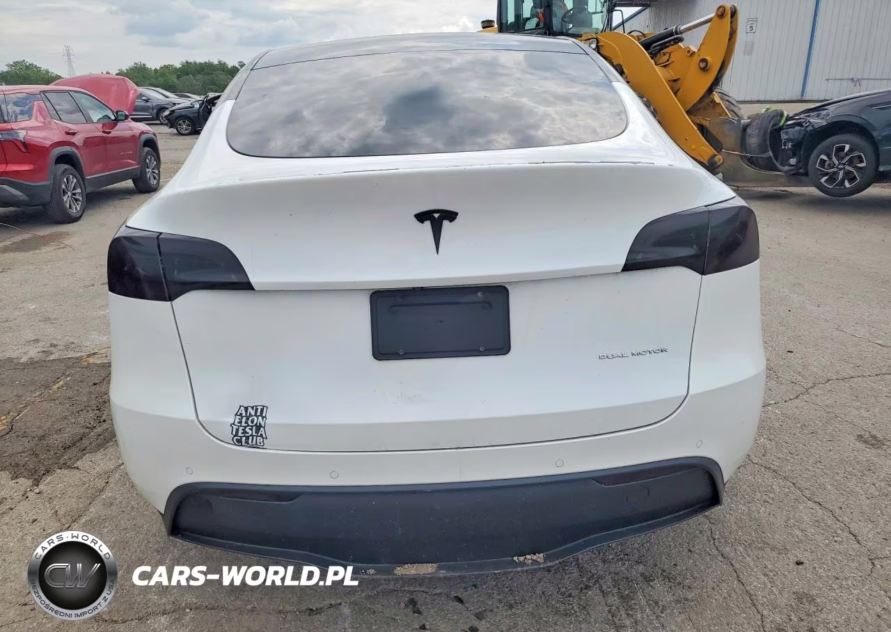 2021 Tesla Model Y VIN:5YJYGDEE4MF076015 - 6