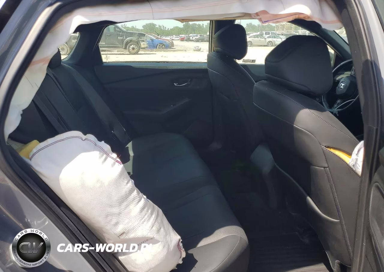 2024 Honda Accord Hybrid Sport-L VIN:1HGCY2F73RA018832 - 10
