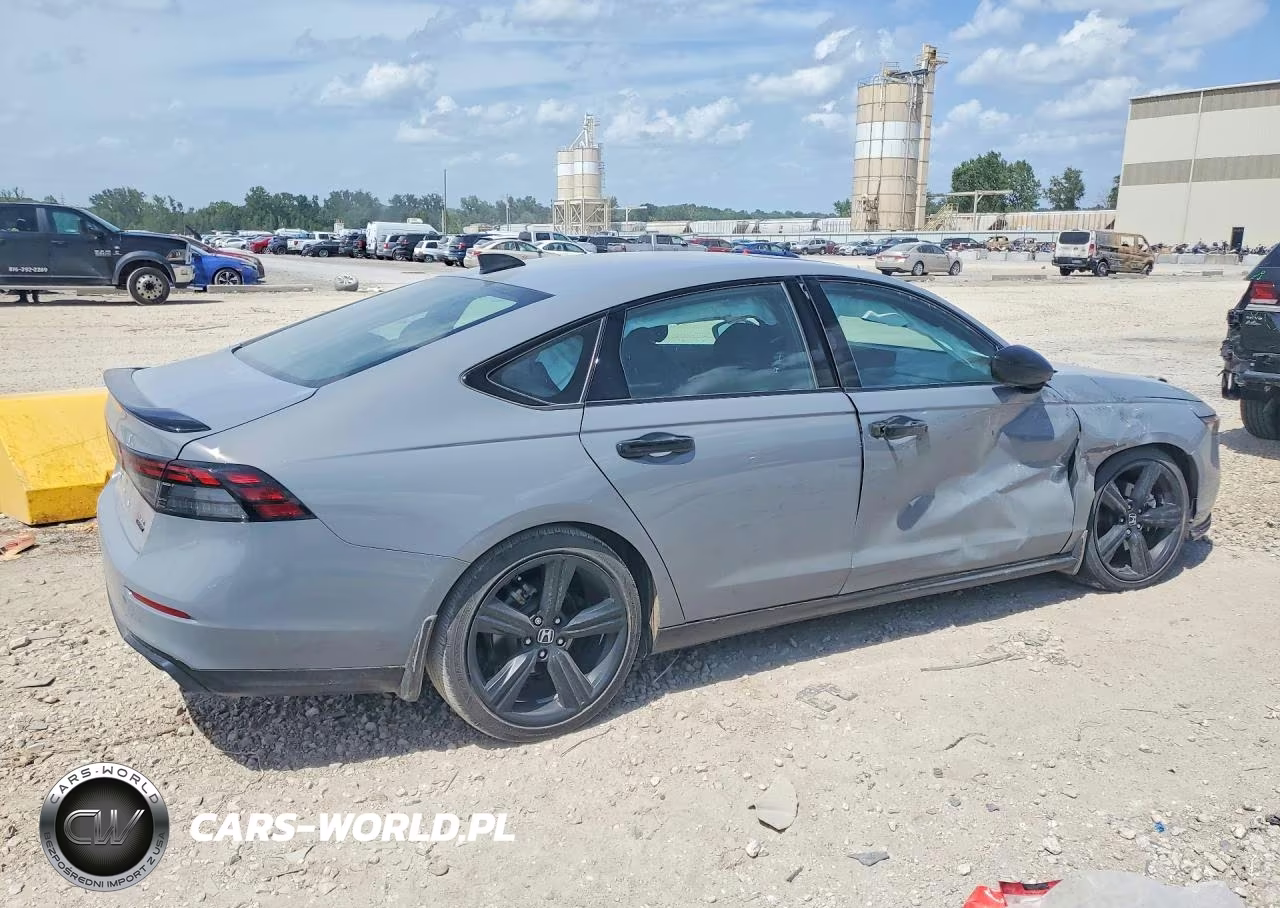 2024 Honda Accord Hybrid Sport-L VIN:1HGCY2F73RA018832 - 3