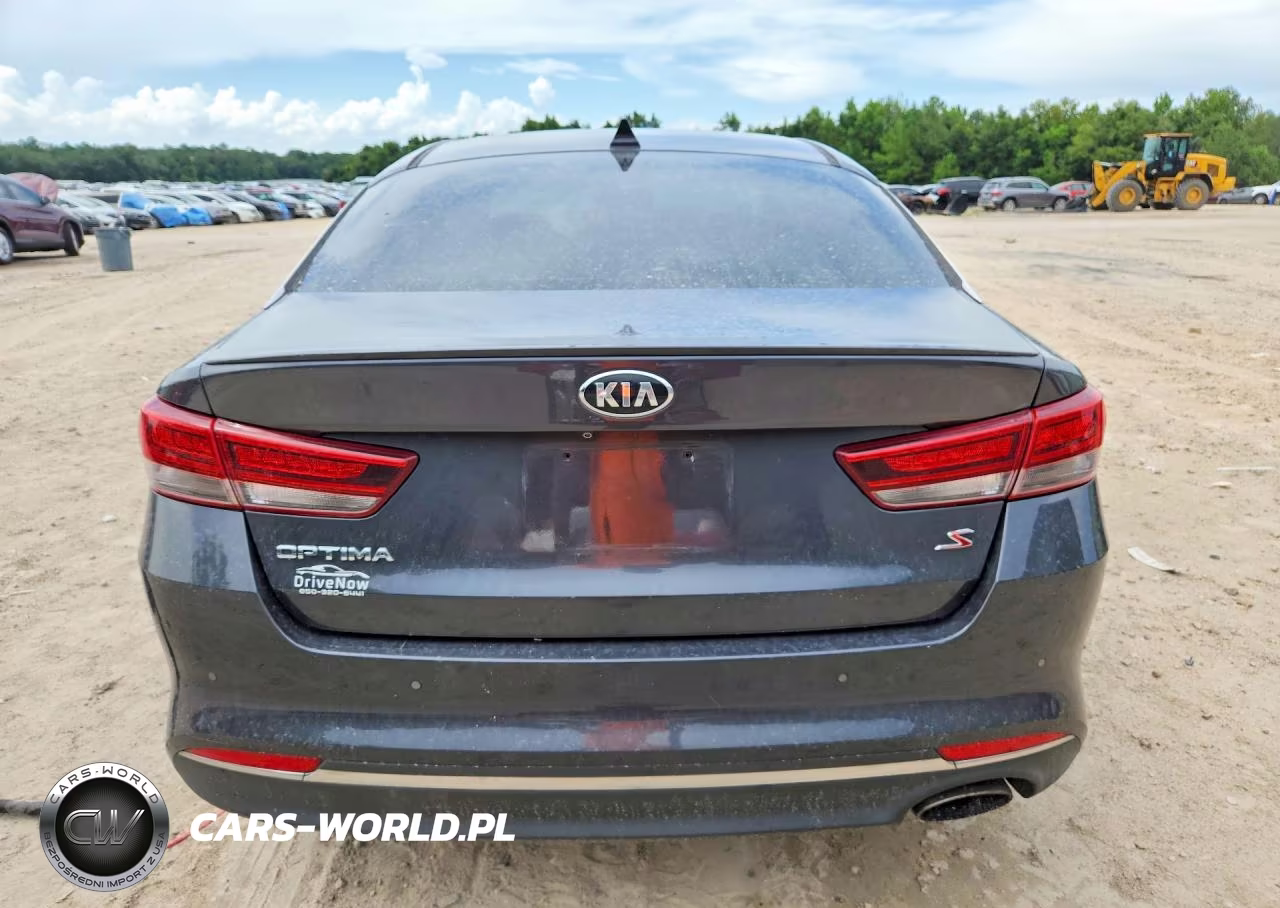 2018 Kia Optima S VIN:5XXGT4L35JG230863 - 6