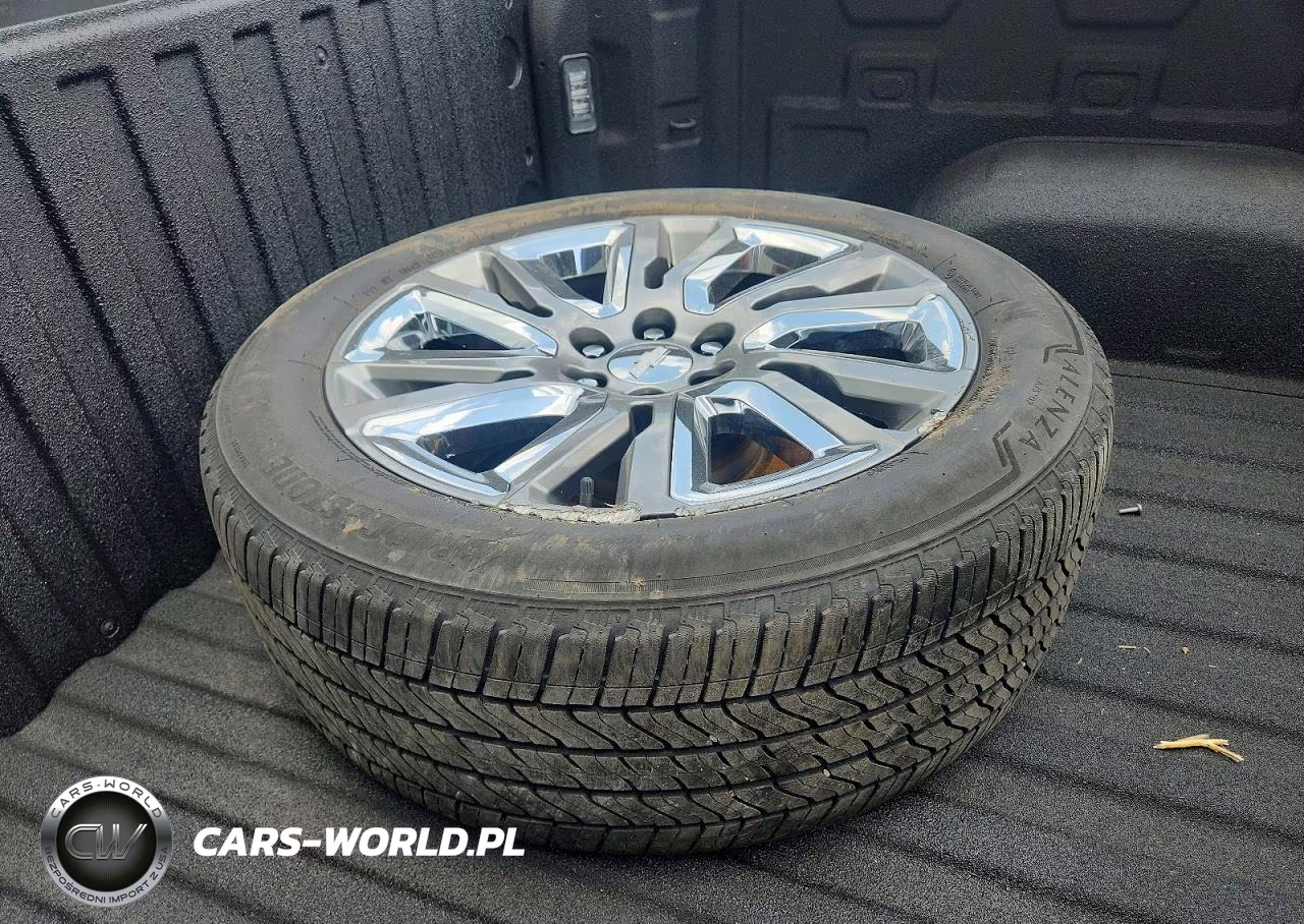 2019 Chevrolet Silverado K1500 High Country VIN:1GCUYHED4KZ155928 - 12