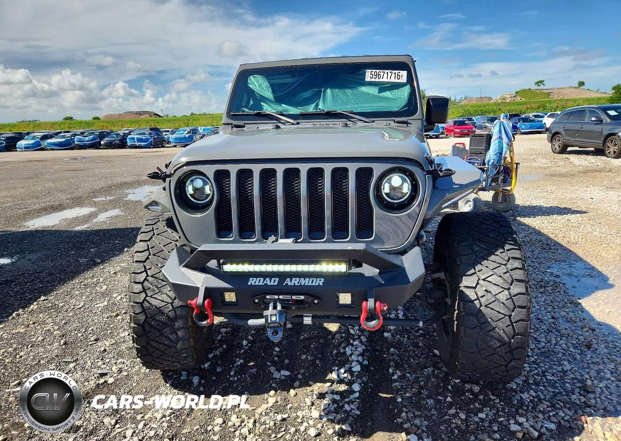 2019 Jeep Wrangler Unlimited Sahara VIN:1C4HJXEN2KW594555 - 5
