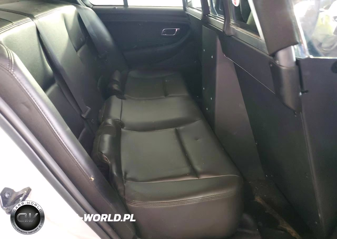 2015 Ford Taurus Police Interceptor VIN:1FAHP2MK1FG204012 - 10