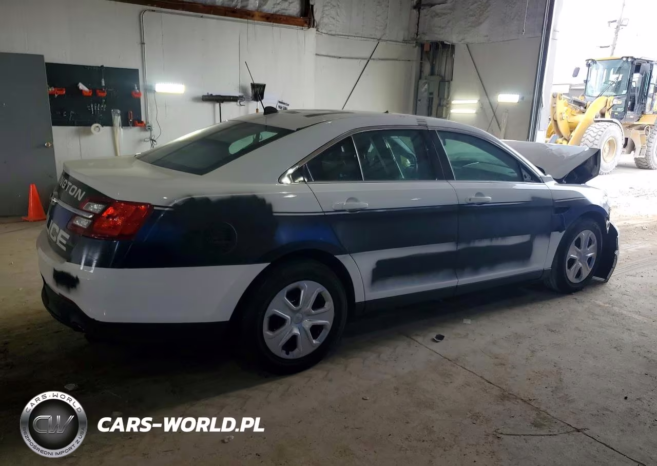 2015 Ford Taurus Police Interceptor VIN:1FAHP2MK1FG204012 - 3