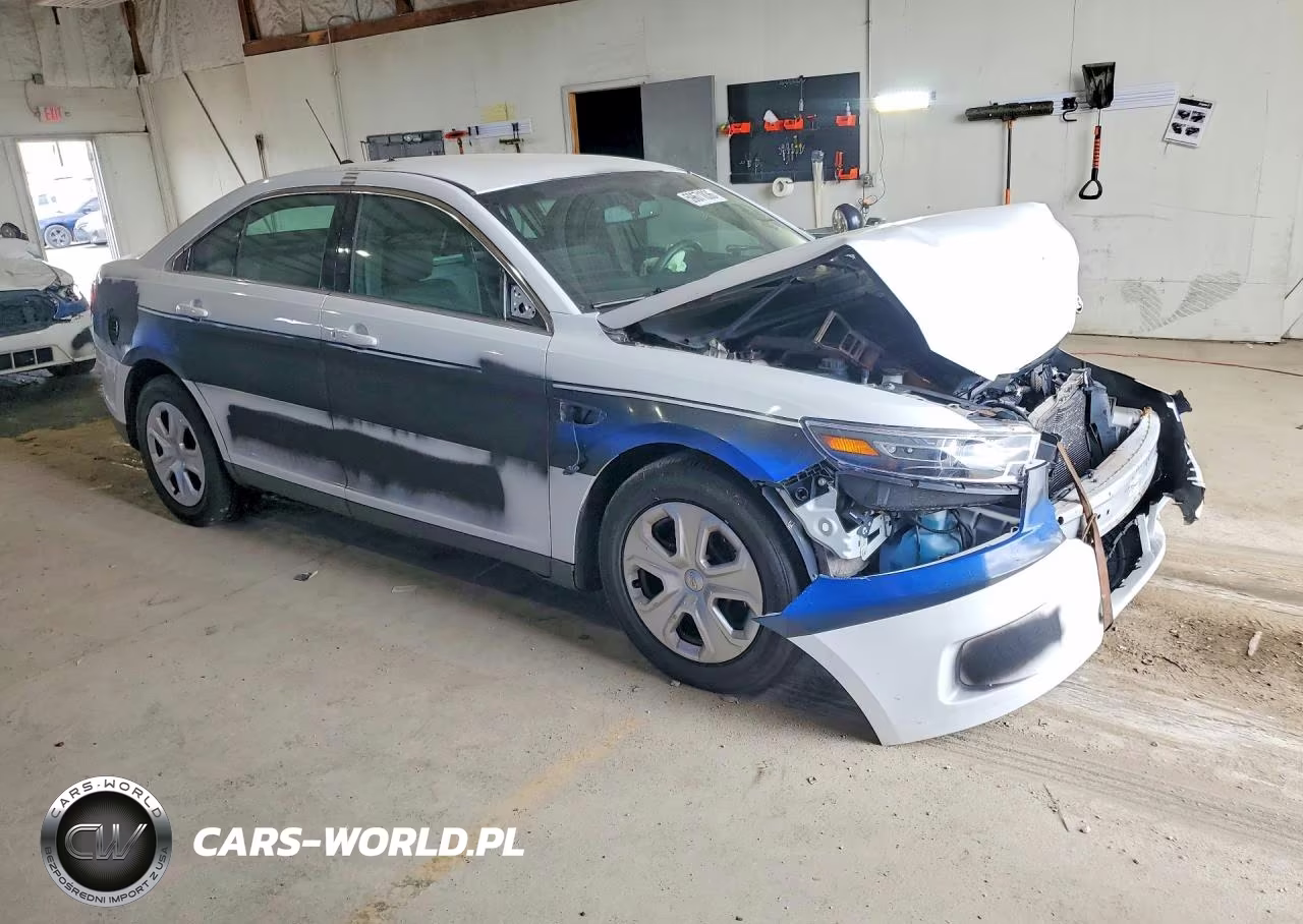 2015 Ford Taurus Police Interceptor VIN:1FAHP2MK1FG204012 - 4