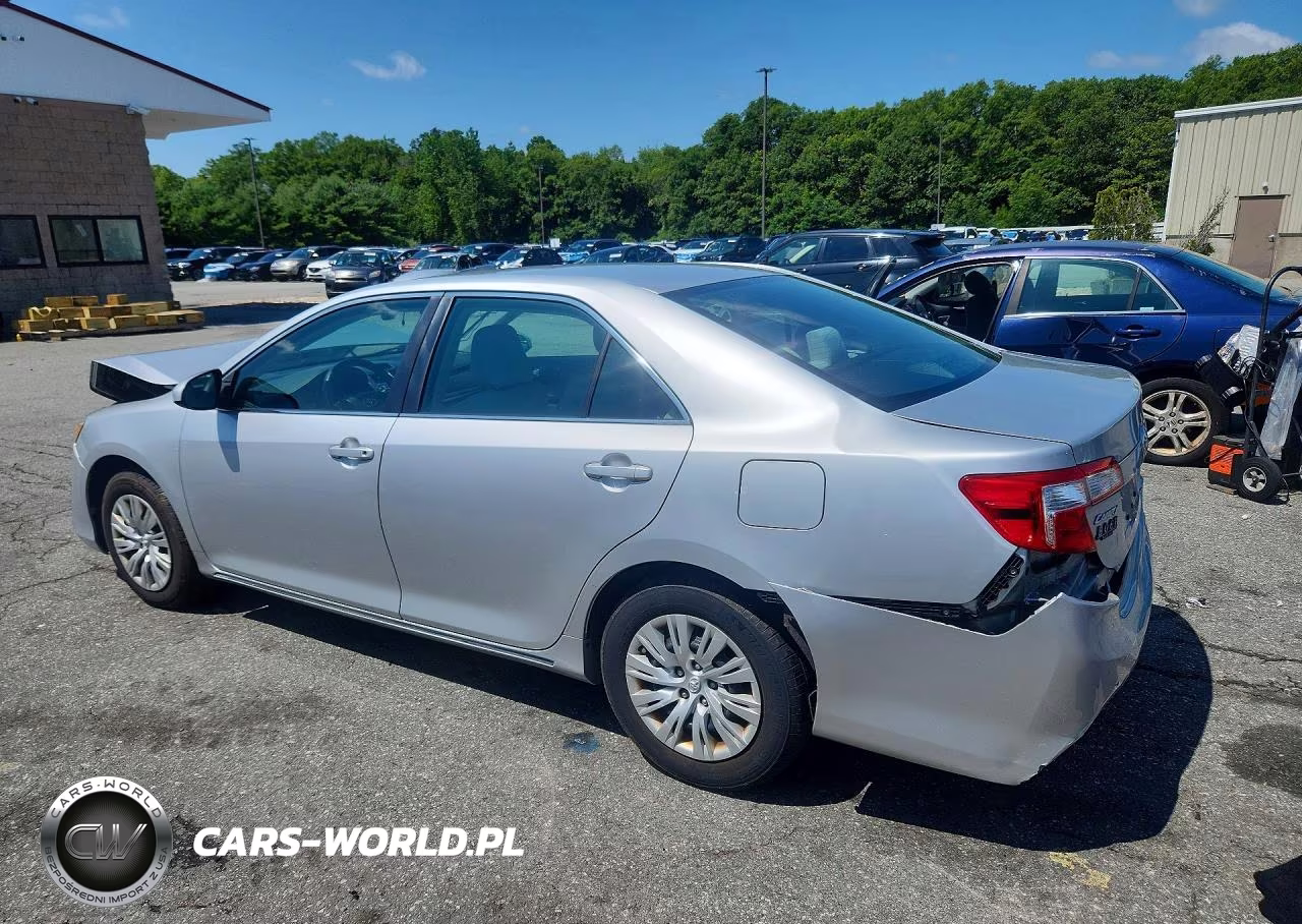 2014 Toyota Camry Le VIN:4T4BF1FK3ER364159 - 2