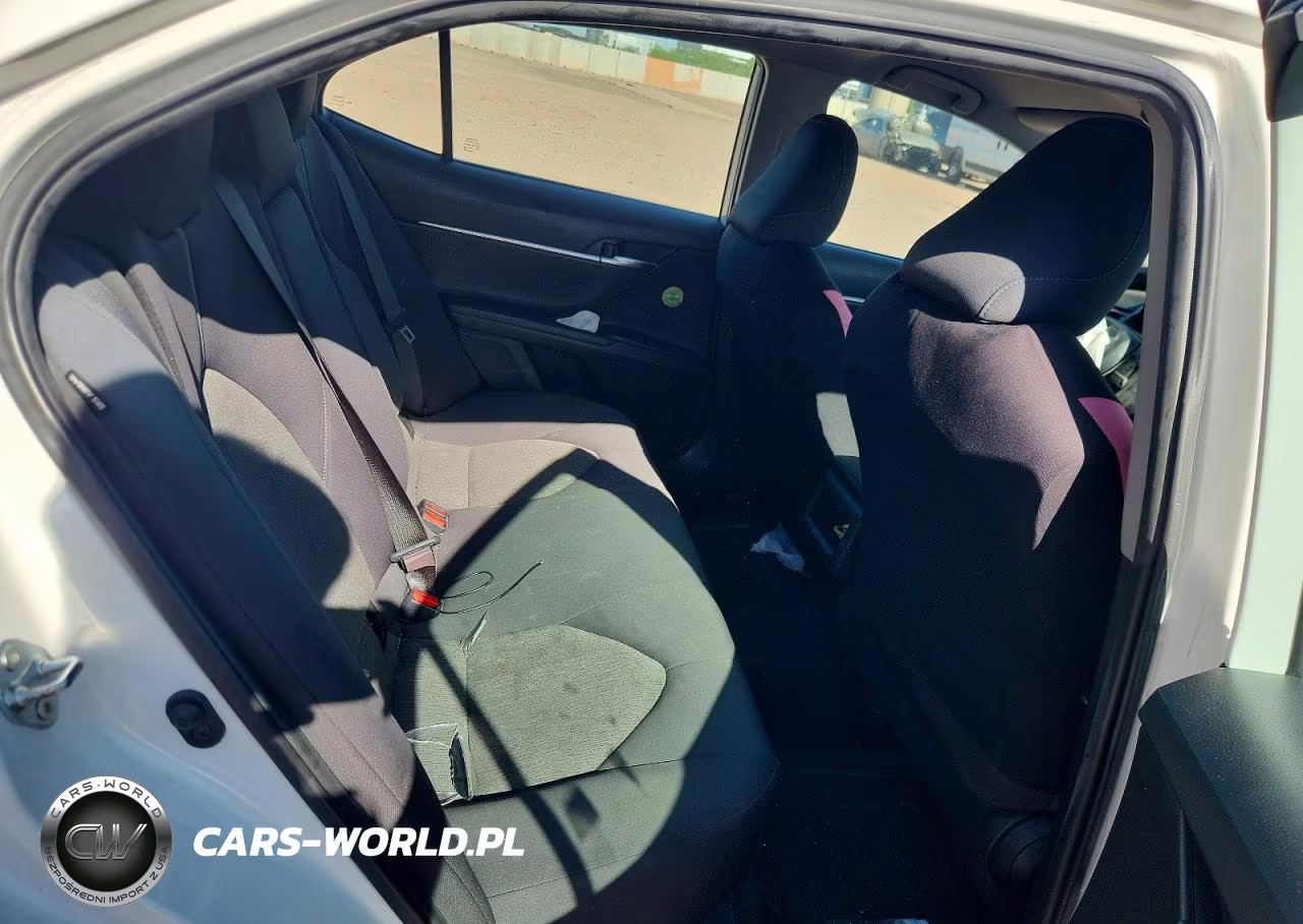 2022 Toyota Camry Le VIN:4T1C11AK6NU031247 - 10