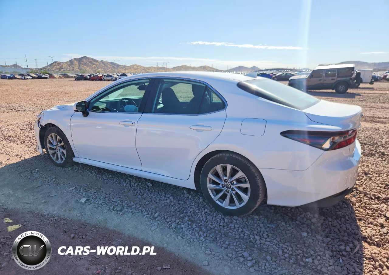 2022 Toyota Camry Le VIN:4T1C11AK6NU031247 - 2