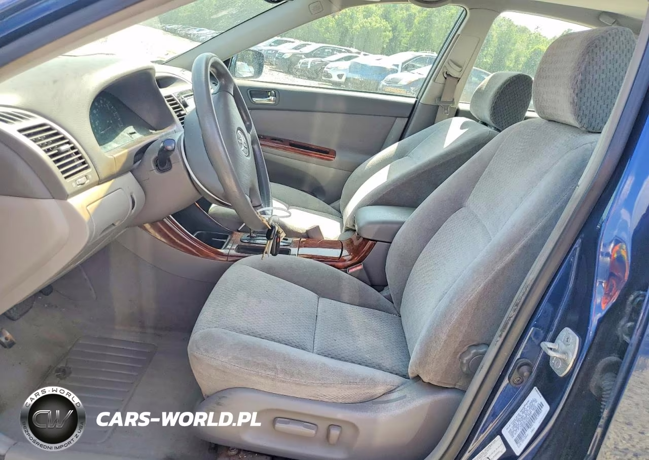 2002 Toyota Camry Xle VIN:4T1BE30K52U554977 - 7
