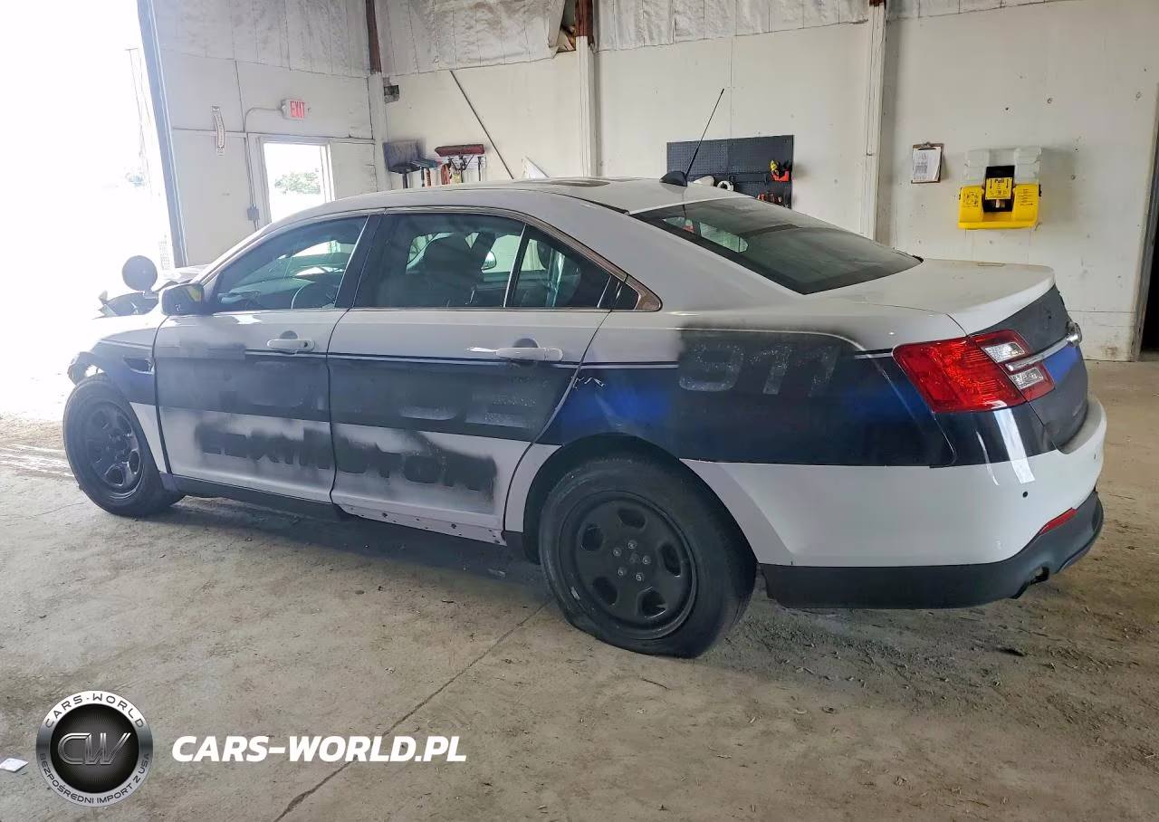 2018 Ford Taurus Police Interceptor VIN:1FAHP2MK7JG104697 - 2