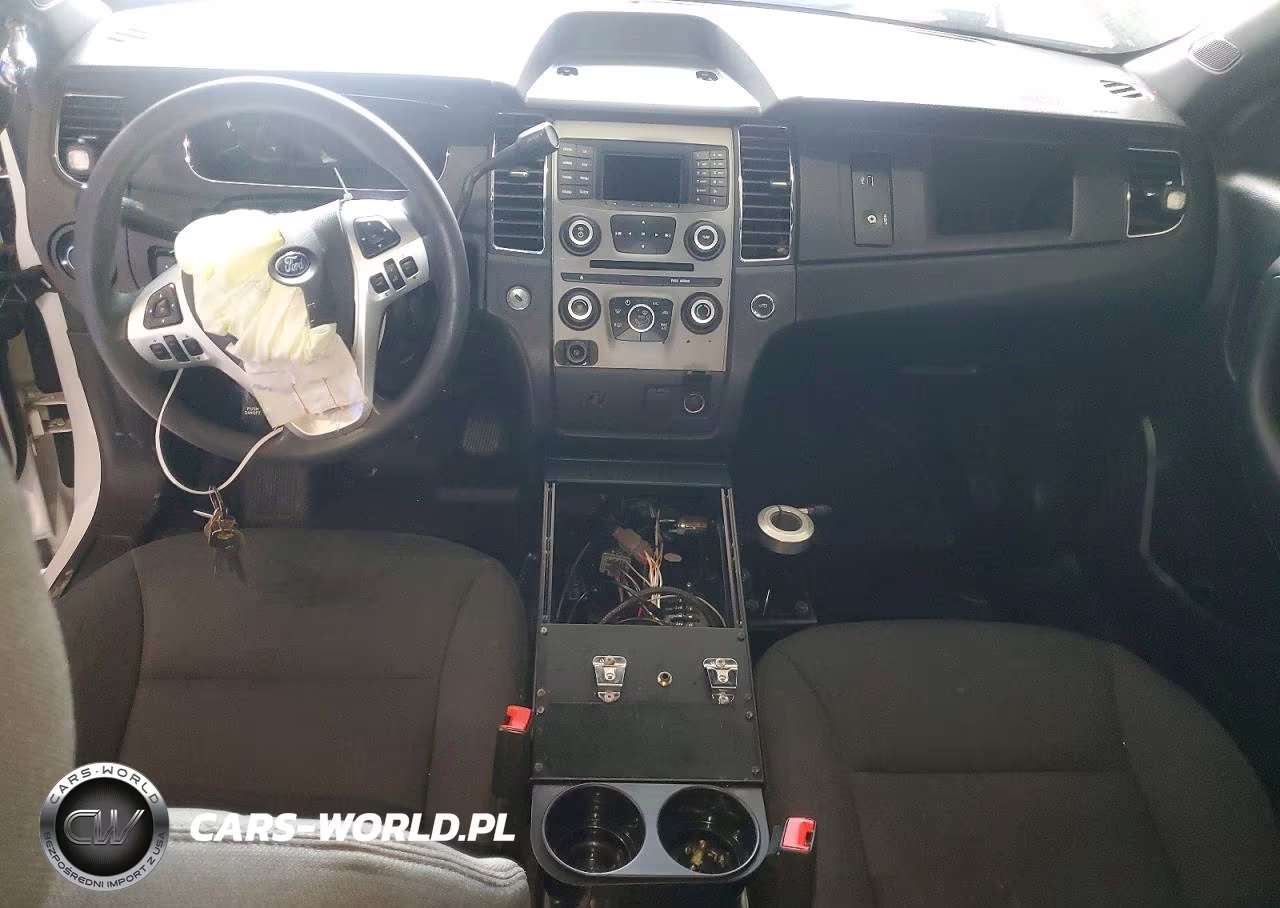 2018 Ford Taurus Police Interceptor VIN:1FAHP2MK7JG104697 - 8