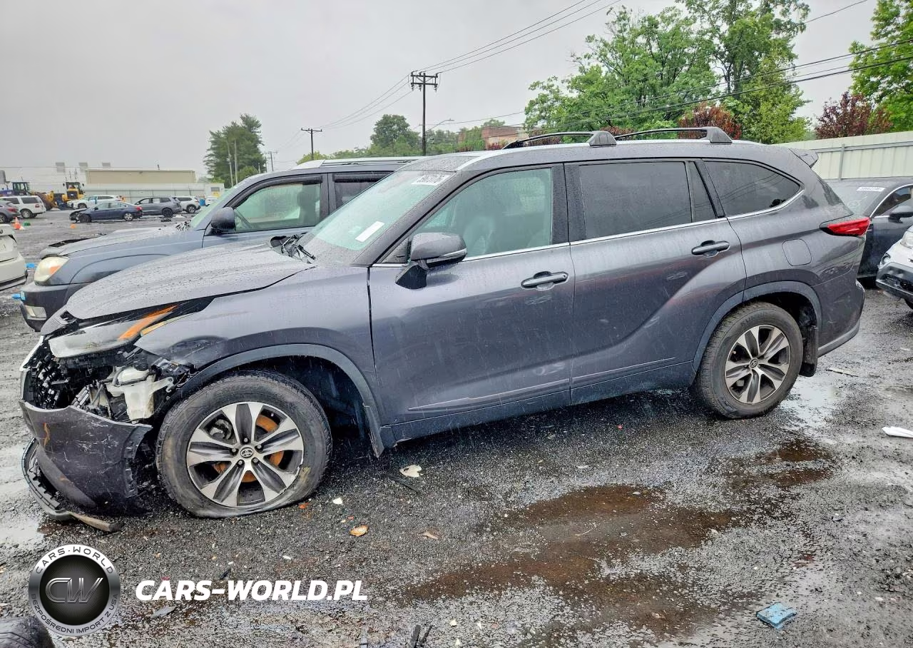 2021 Toyota Highlander Xle – zdjęcie 1 z 12