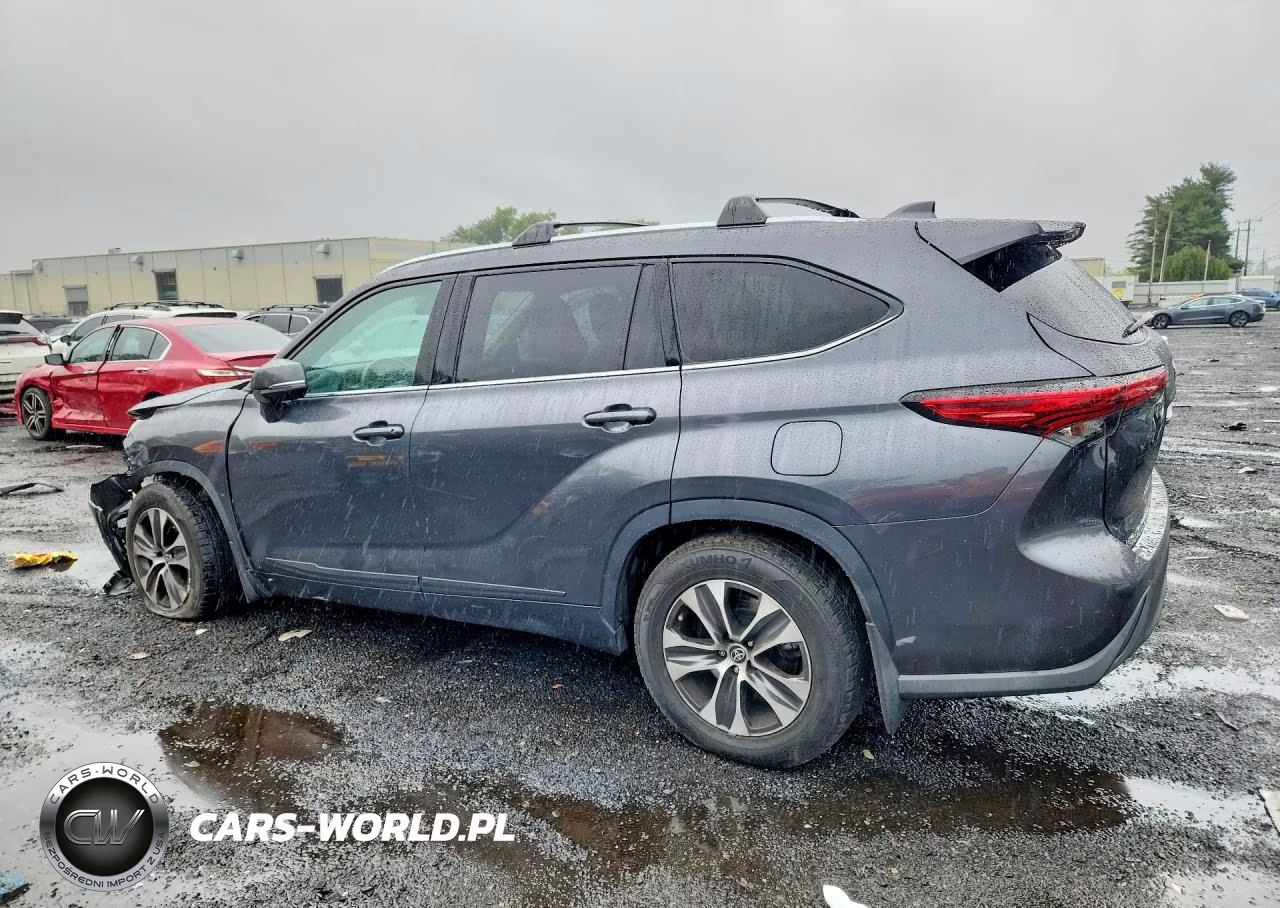2021 Toyota Highlander Xle VIN:5TDGZRBH2MS064622 - 2