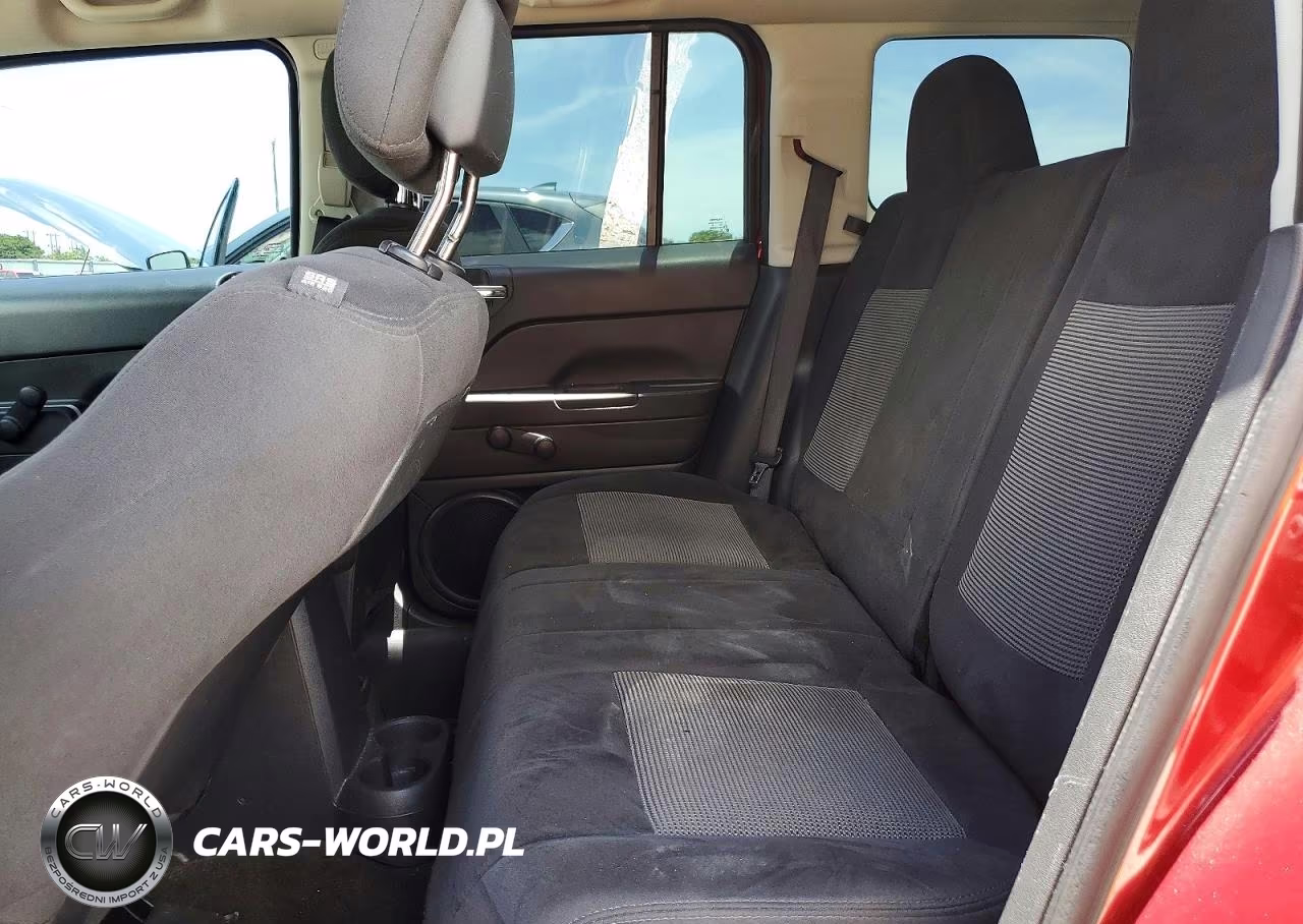 2016 Jeep Patriot Sport VIN:1C4NJPBAXGD783820 - 11