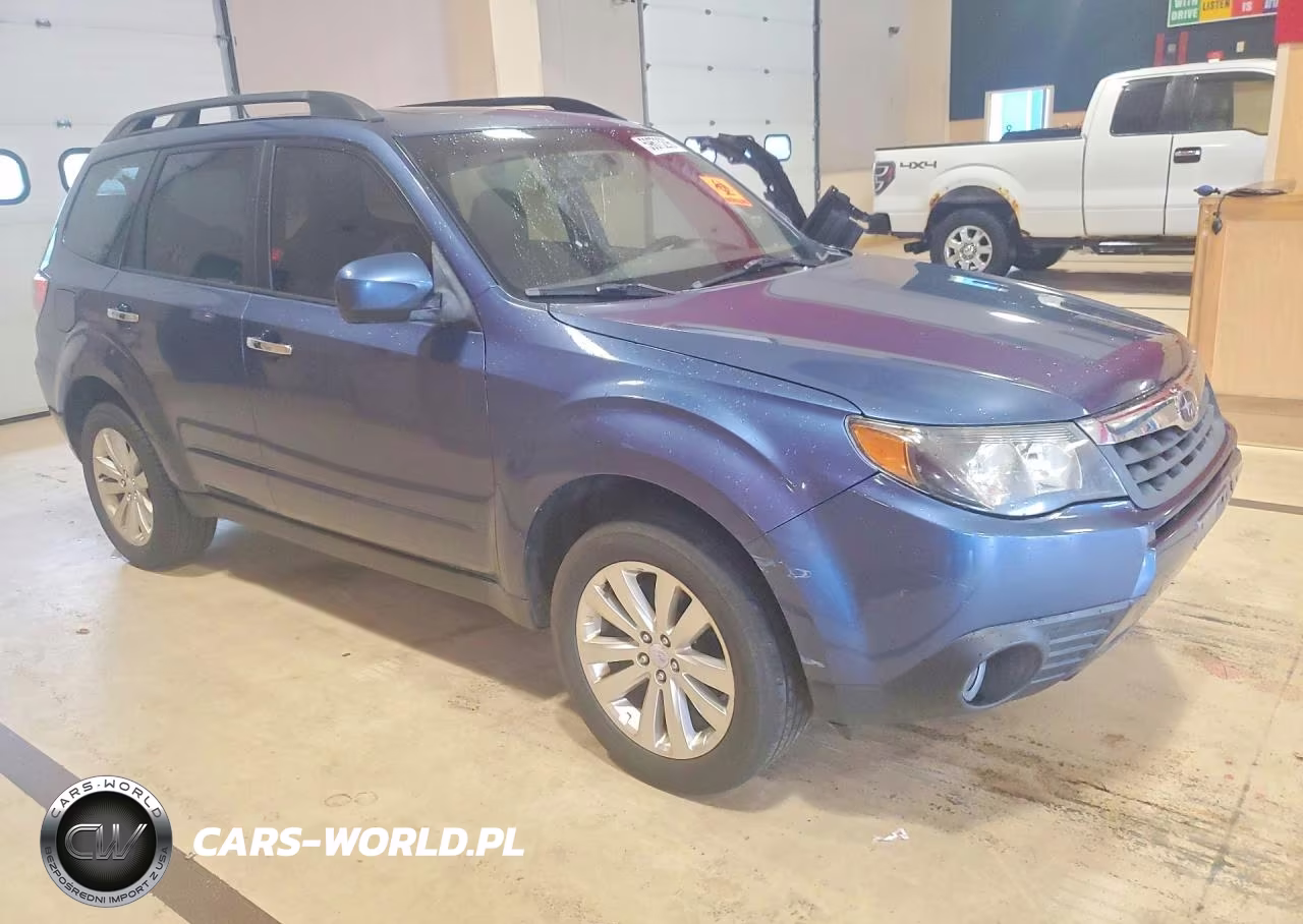 2012 Subaru Forester 2.5X Premium VIN:JF2SHADCXCH401977 - 4