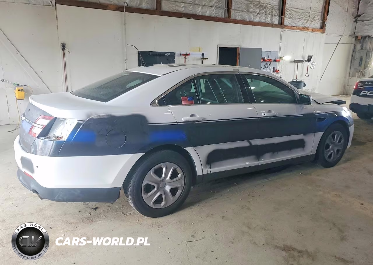 2018 Ford Taurus Police Interceptor VIN:1FAHP2MK1JG114741 - 3
