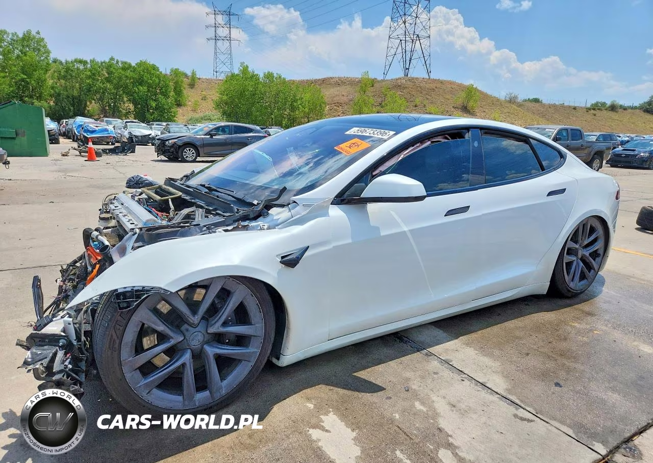 2022 Tesla Model S – zdjęcie 1 z 13