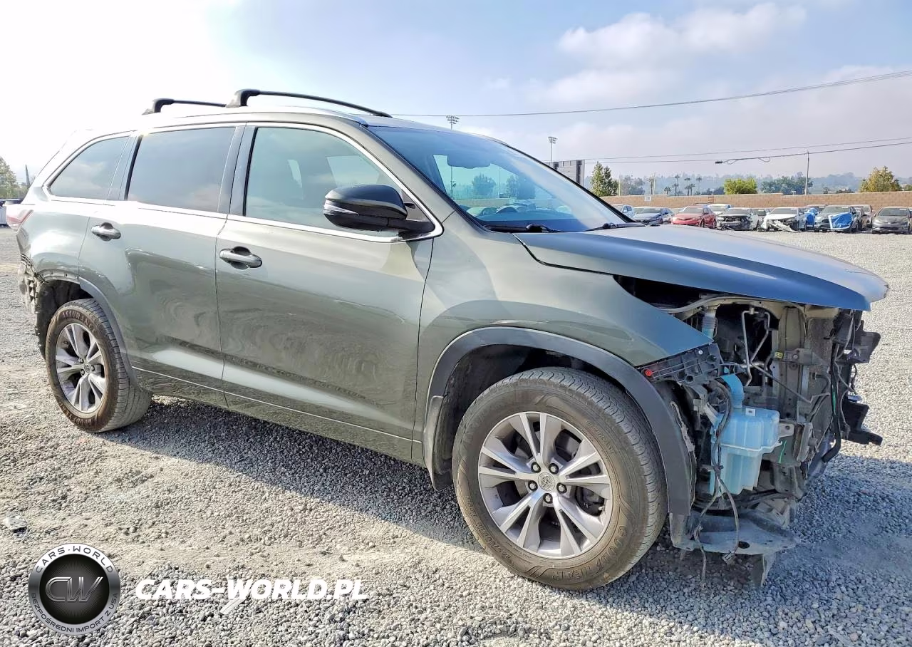 2014 Toyota Highlander Xle VIN:5TDJKRFH9ES038721 - 4