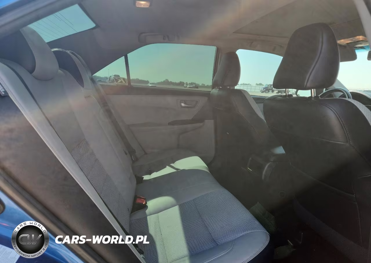 2017 Toyota Camry Se VIN:4T1BF1FK7HU770203 - 10