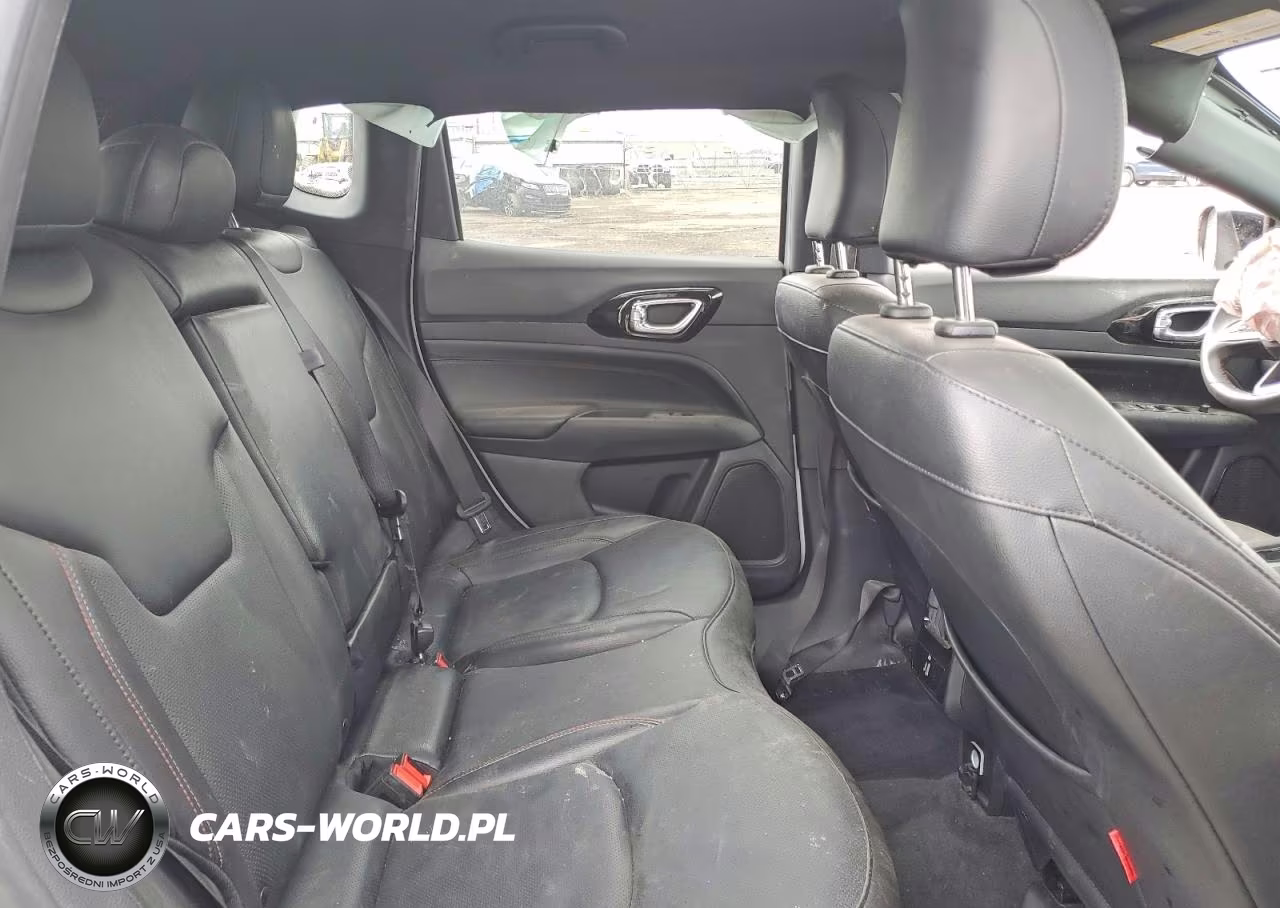 2024 Jeep Compass Trailhawk VIN:3C4NJDDNXRT581636 - 10