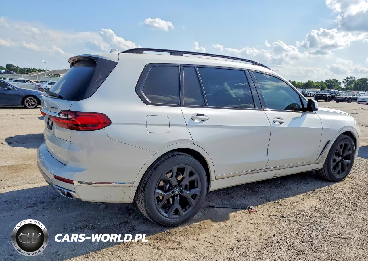 2022 BMW X7 xDrive40I VIN:5UXCW2C01N9L87856 - 3
