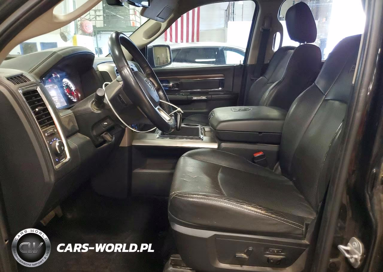 2015 Ram 1500 Laramie VIN:1C6RR7NM4FS664971 - 7
