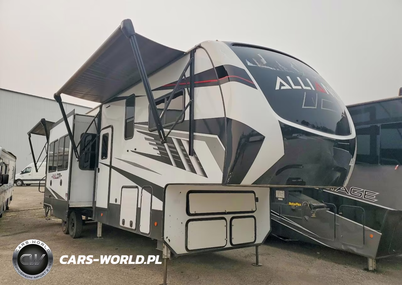 2021 Alliance Valor Camper