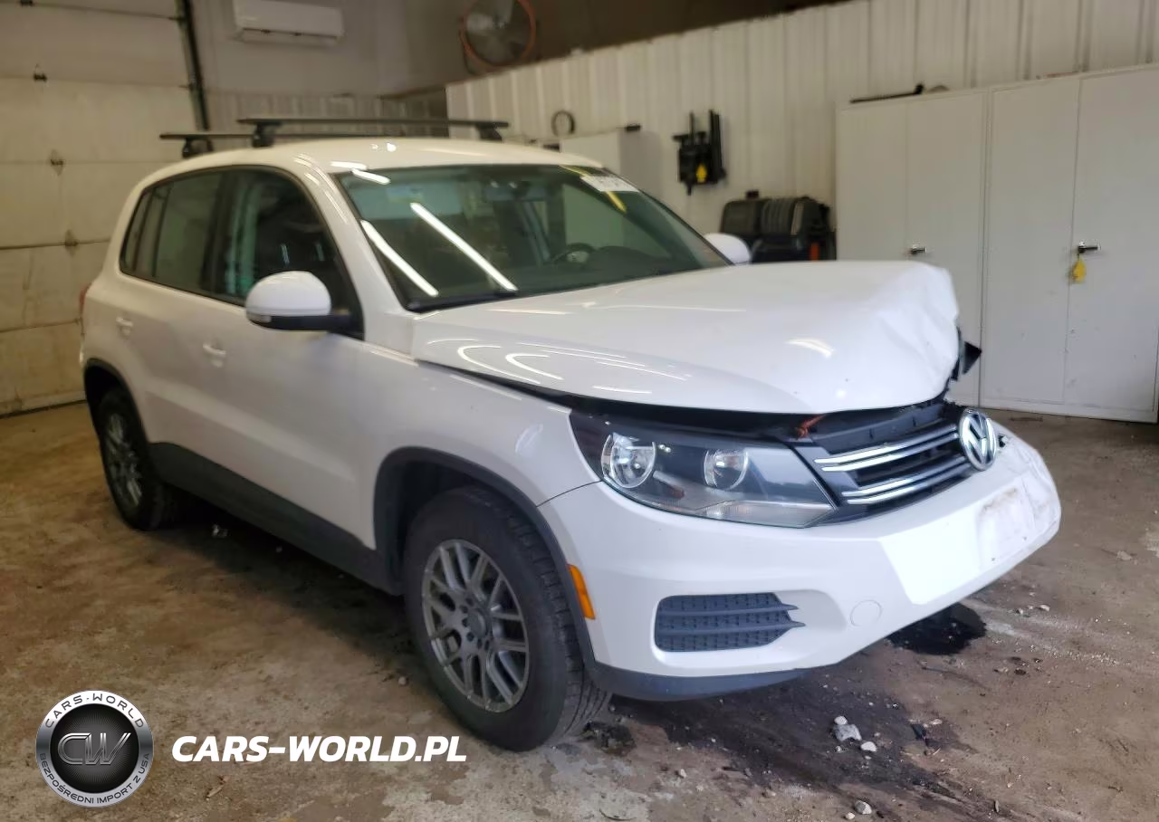 2013 Volkswagen Tiguan S VIN:WVGBV3AX8DW575274 - 4