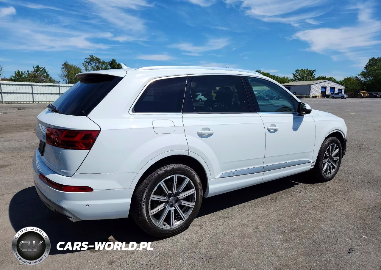 2019 Audi Q7 Premium Plus VIN:WA1LAAF78KD009121 - 3