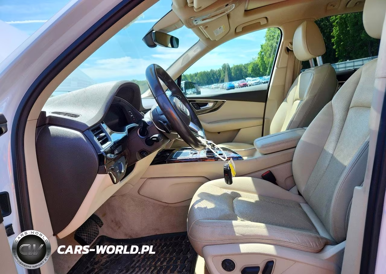 2019 Audi Q7 Premium Plus VIN:WA1LAAF78KD009121 - 7