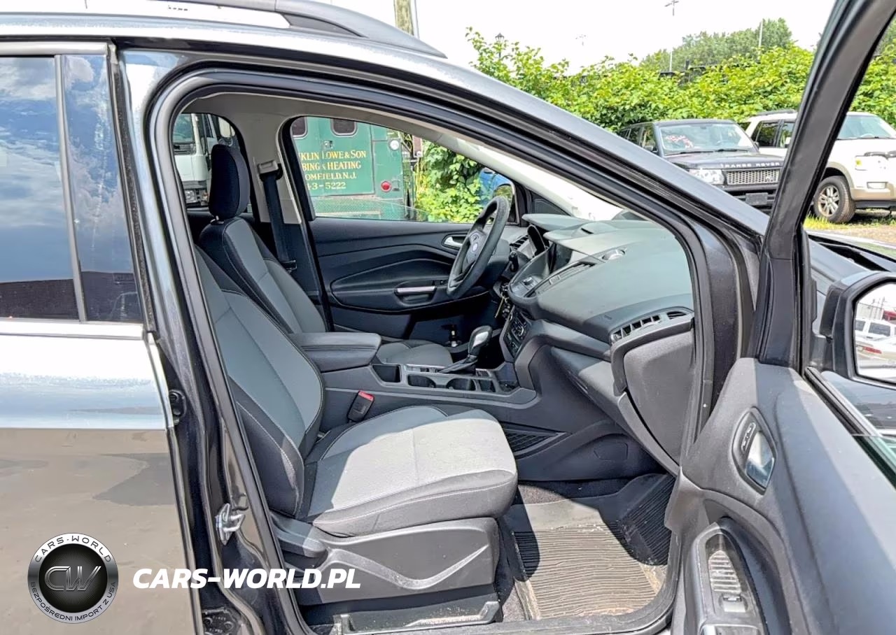 2018 Ford Escape Se VIN:1FMCU9GD9JUD12743 - 5