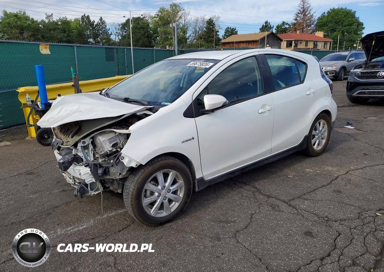 2017 Toyota Prius C Two