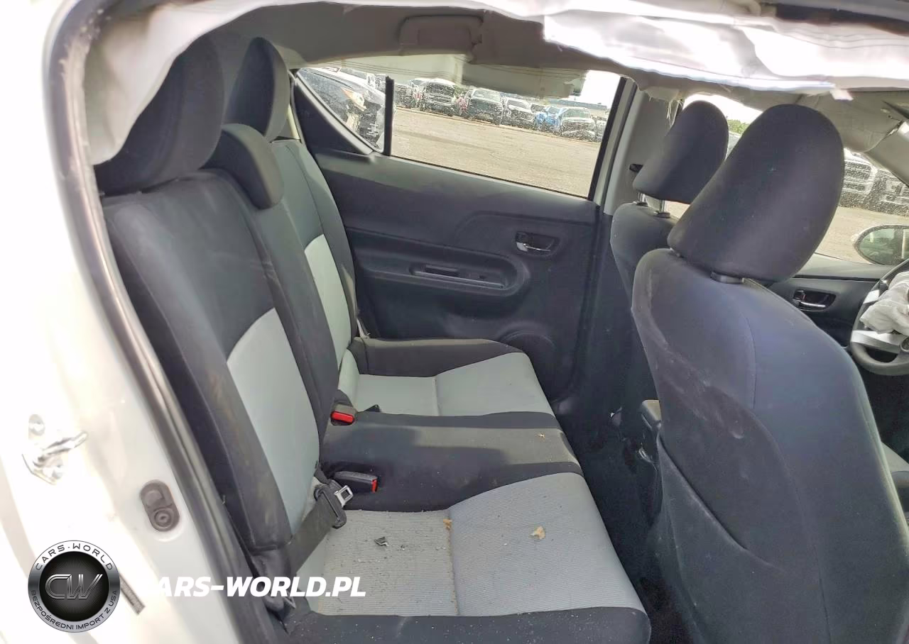 2017 Toyota Prius C Two VIN:JTDKDTB39H1594969 - 10
