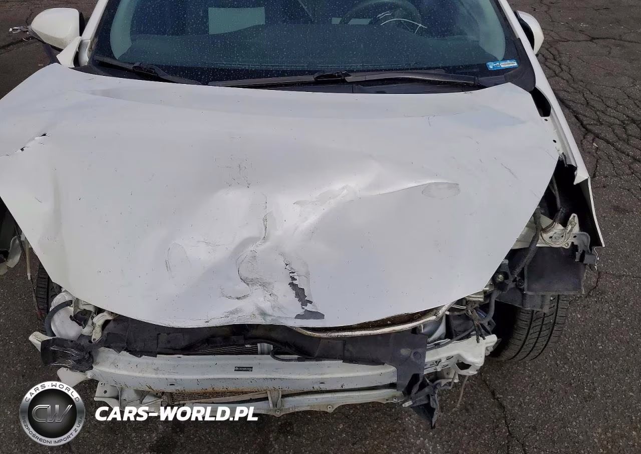2017 Toyota Prius C Two VIN:JTDKDTB39H1594969 - 11