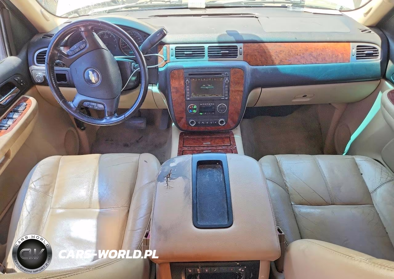 2007 Chevrolet Suburban C1500 VIN:3GNFC16087G198063 - 8