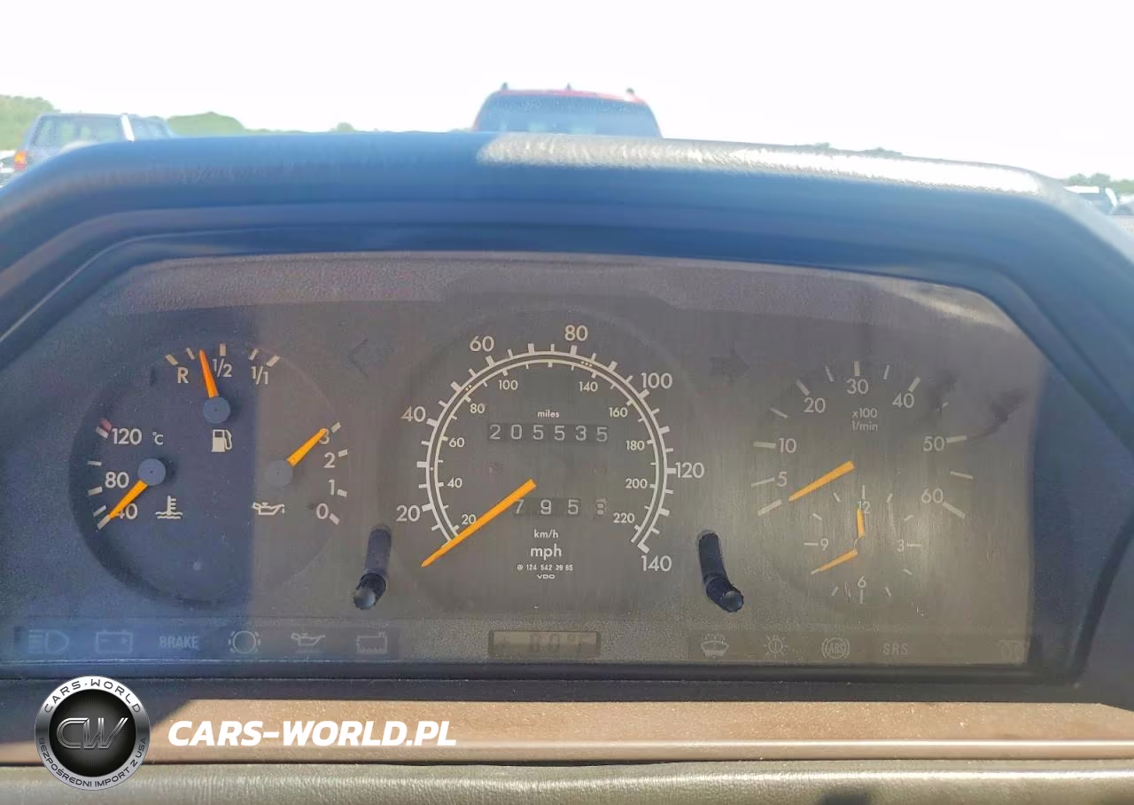 1995 Mercedes-Benz E 300D VIN:WDBEB31E5SC115706 - 9