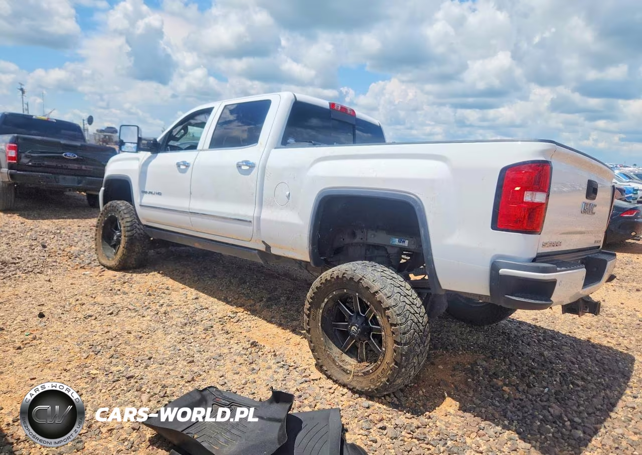 2016 GMC Sierra K2500 Denali VIN:1GT12UE8XGF214084 - 2