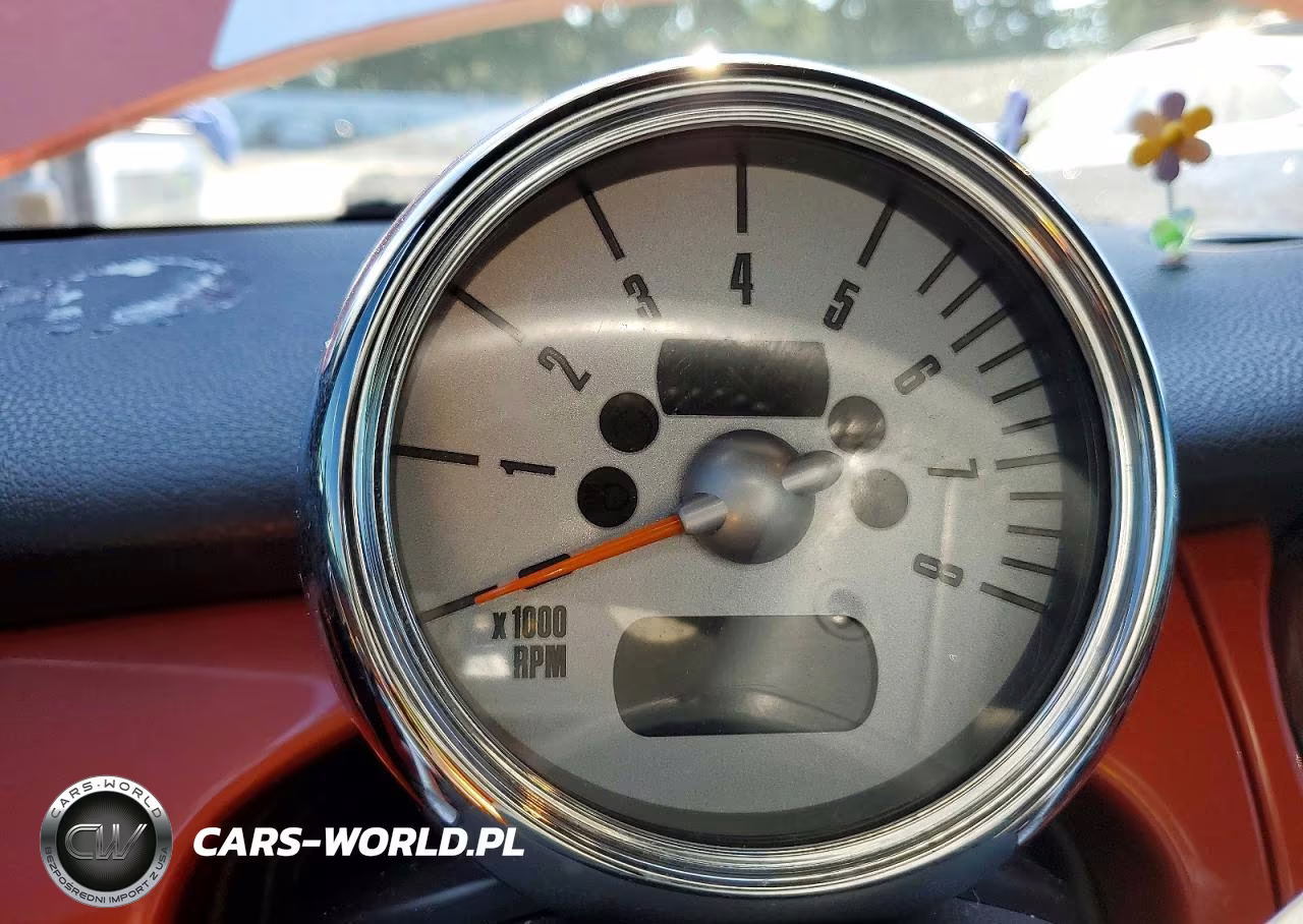 2005 Mini Cooper VIN:WMWRF33425TG10140 - 9