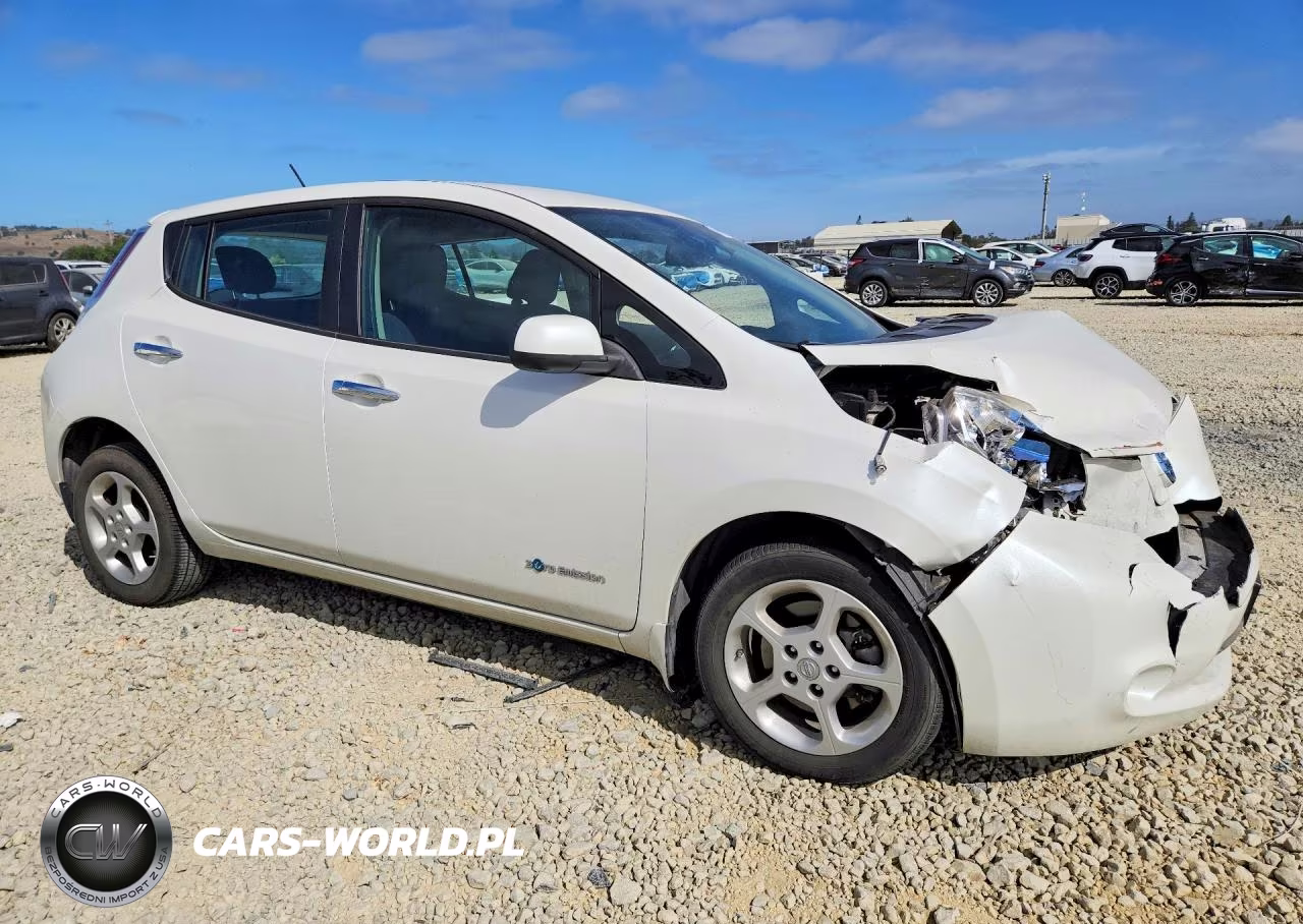 2015 Nissan Leaf Sv VIN:1N4AZ0CP8FC304614 - 4